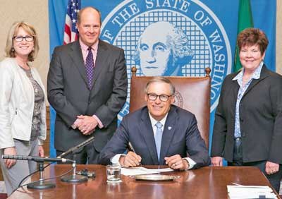 Gov. Jay Inslee signs House Bill 1868