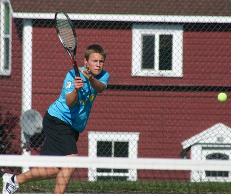 Friday Harbor sophomore Nick Roberts fell 0-6 in the opening round of singles play