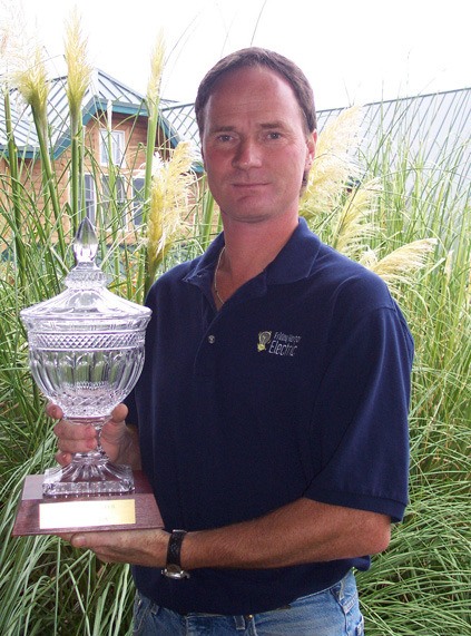 Phil McKee ... island golf champ is being treated for non-Hodgkin's lymphoma.