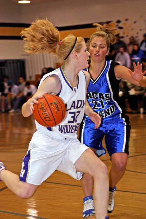 Junior Maggie Andersen tallied 16 points in leading the Wolverines to a 53-33 win on the road Tuesday over Mount Vernon Christian. Friday Harbor  will host La Conner Friday with sole possession of the Northwest 1A/2B League standings at stake.