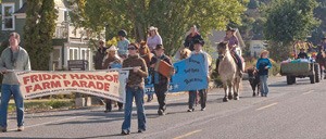 The 2011 Fall Farm Parade takes a tour of Argyle Avenue. This year’s farm parade is Oct. 6