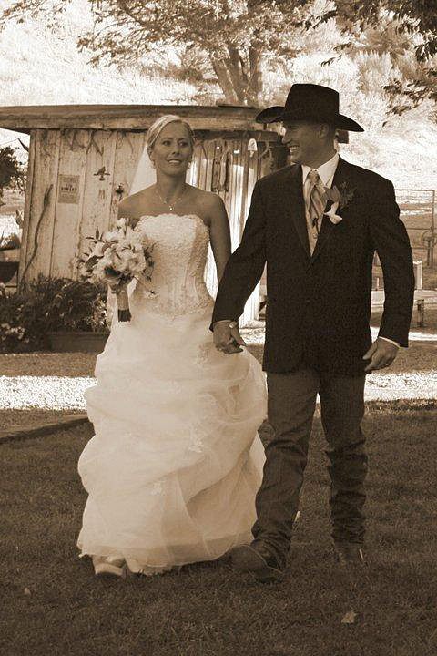 Stephanie Ann Sandwith and Dallas Paul Osburn were married on Sept. 18