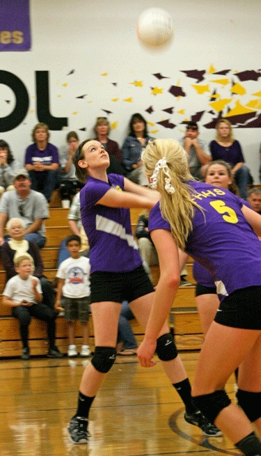 Friday Harbor co-captain Lizzy Starr tees up a return and sets the offense in motion.