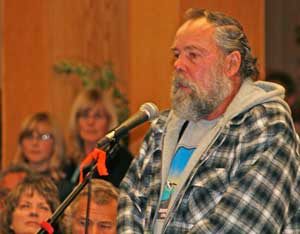 Center for Whale Research Director Ken Balcomb calls on federal Fisheries officials to put their energy into restoring salmon runs to help the Southern Resident orcas at a 2009 community meeting in Friday Harbor.