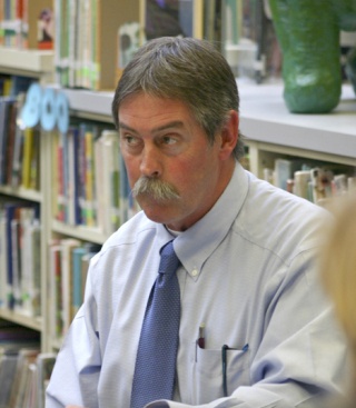 Gary Pflueger ... Idaho principal is recommended by Superintendent Michael Soltman as the new principal of Friday Harbor Elementary School. He and co-finalist Anita Roth met the public for a Q&A last week at the school.
