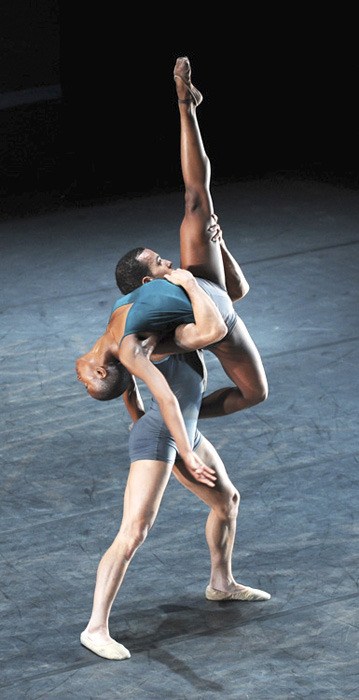 Dancer perform “Euclidean Space