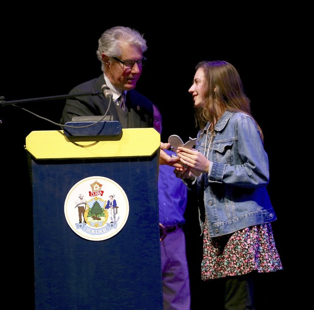 Eighth grader Joanna Evans wins annual spelling bee