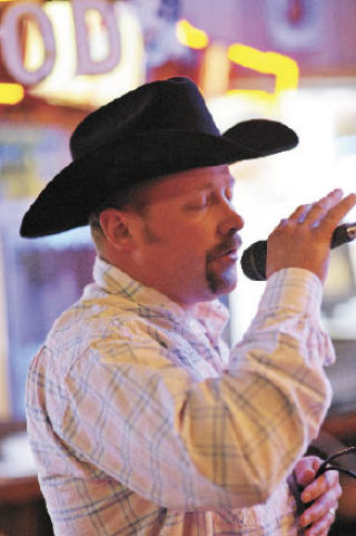 Jason Loop sings a heartfelt rendition of Tim McGraw’s ‘Don’t Take the Girl