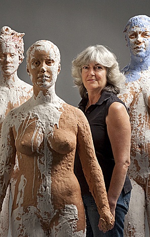 Explore artist Kathy Venter’s unique ceramic sculptures and techniques