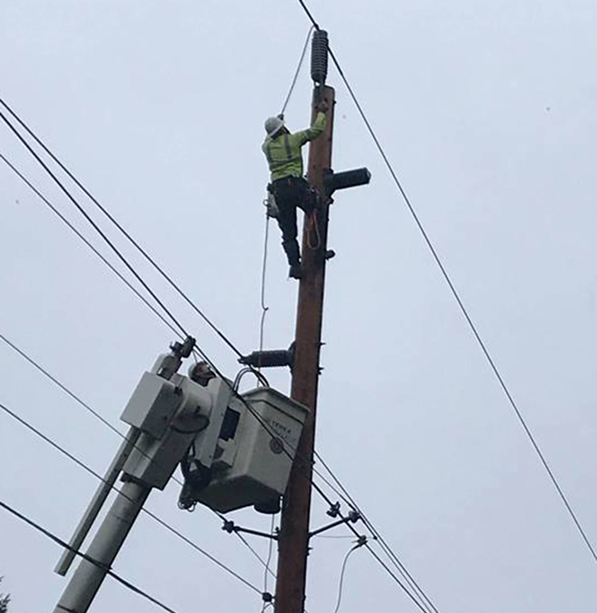 Strong winds lead to island power outages