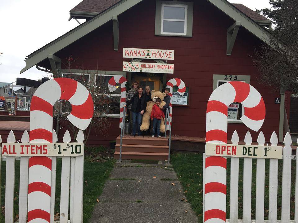 Nana’s Holiday House opens for fifth year The Journal of the San Juan