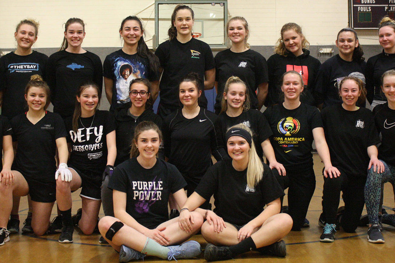 New faces add to new era for Friday Harbor softball | Spring Sports Preview