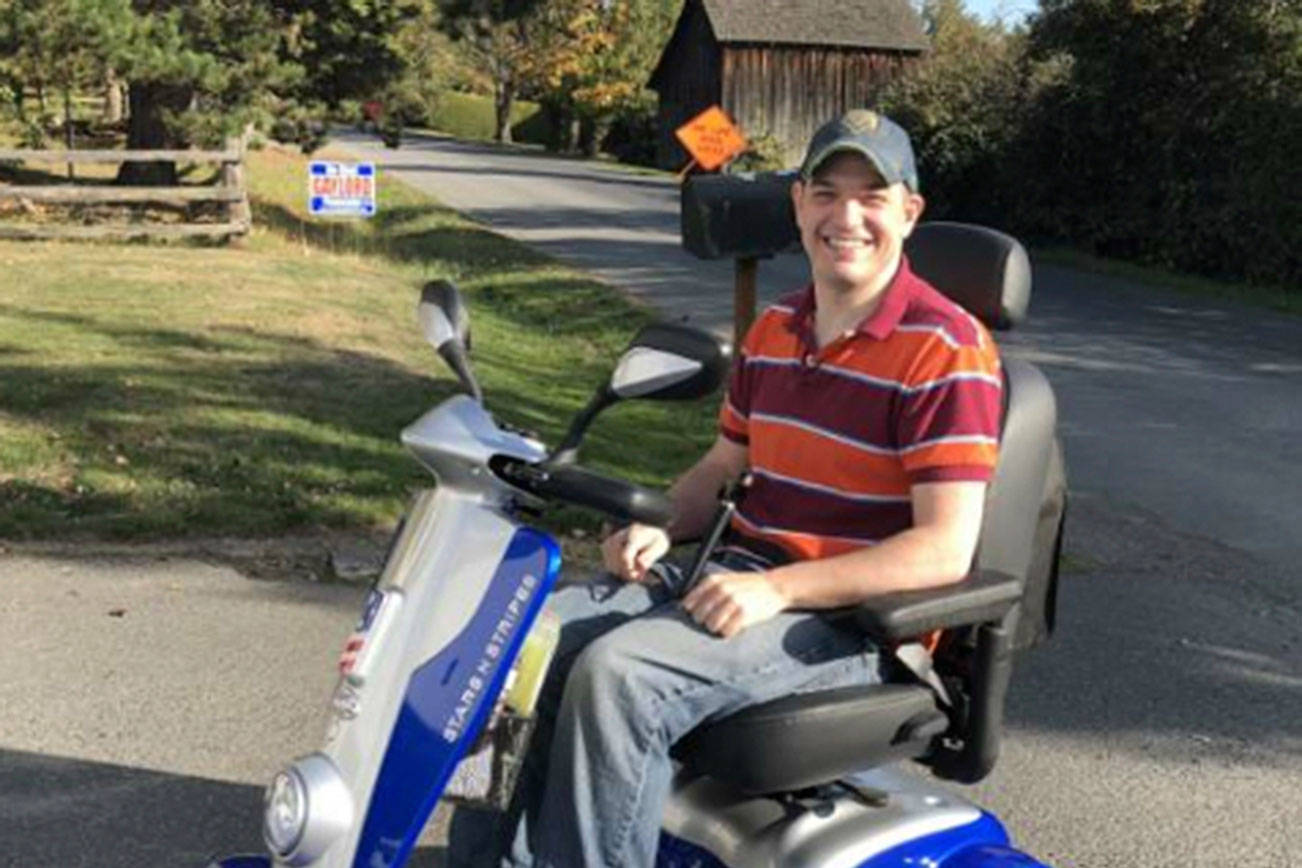 Islanders fund new mobility scooter for local