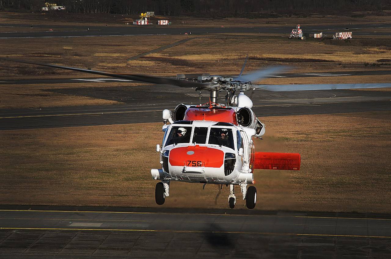 NAS Whidbey SAR Conducts early morning MEDEVAC from Friday Harbor