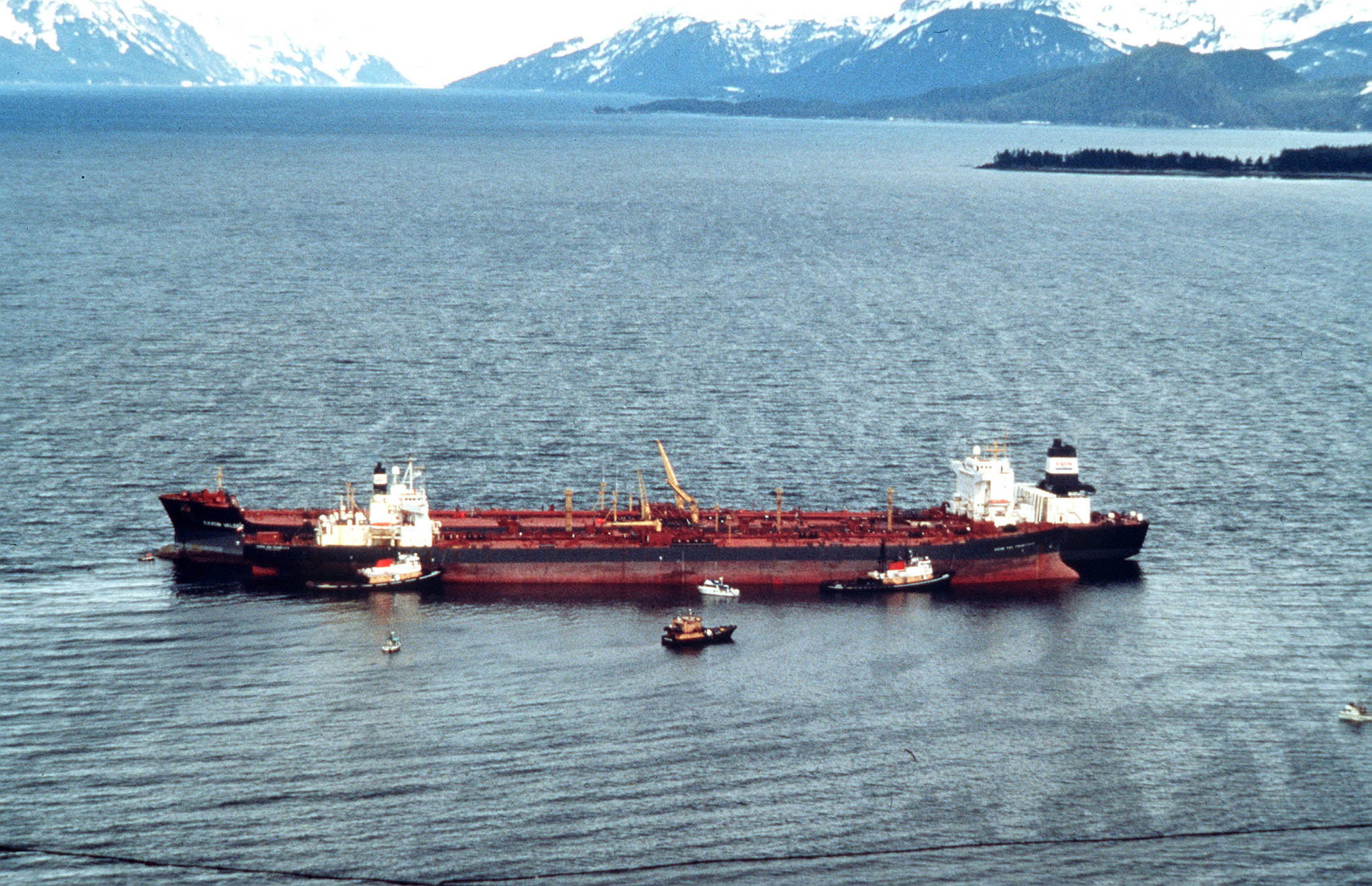 What can the Exxon Valdez teach us about the Salish Sea? | Editorial