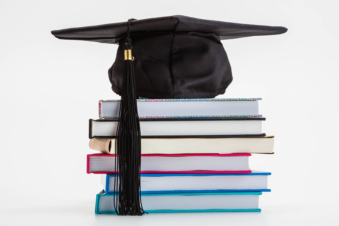 Soroptimists give $10,000 in educational awards