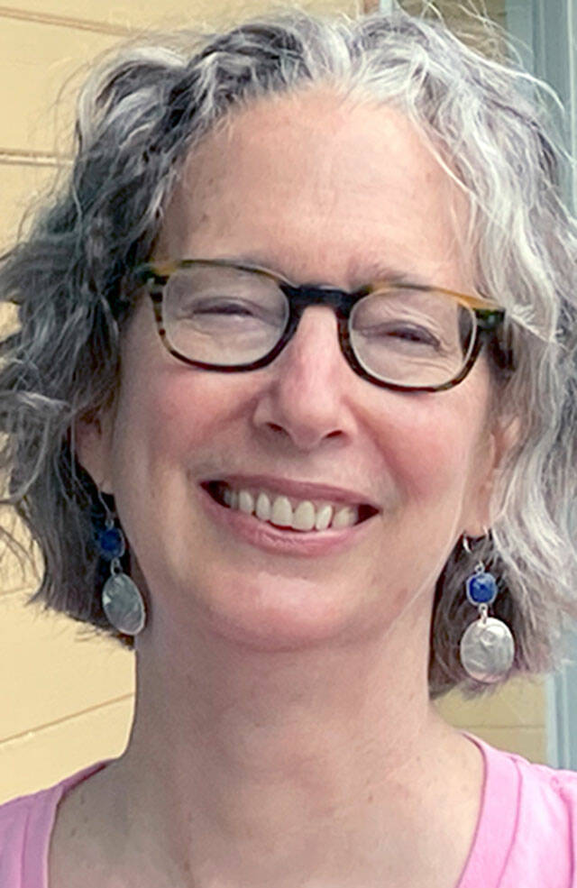 Journalist Lynda Mapes exploring environmental stewardship May 13