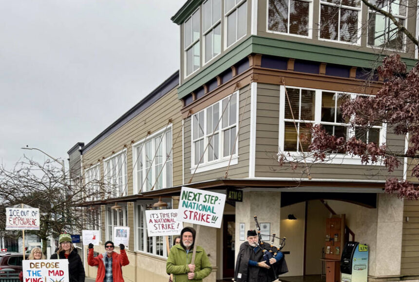 <p>Contributed photo</p>
                                <p>David Robison and fellow protestors outside the CBP office.</p>