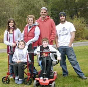 Deanna and Gordy Banry with their children: Lindsey