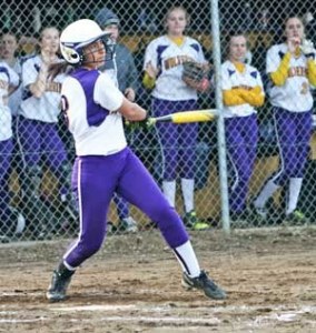 Alexa Mora smacks base hit to help lead the Wolverines to their fourth consecutive victory