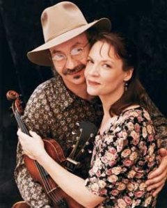 Acoustic folk musicians Jay Unger and Molly Mason perform