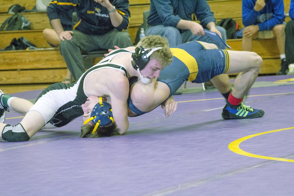 Grapplers fight at last home bout