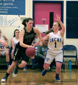 Vikings battle with Wolverines