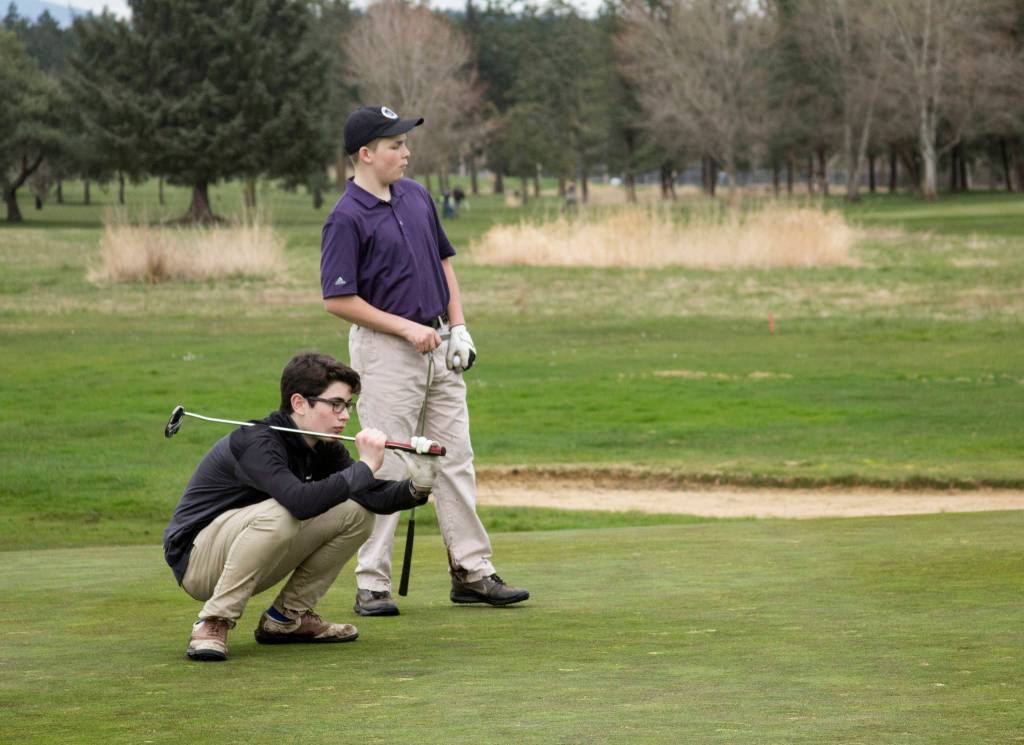 Wolverine golfers host Orcas