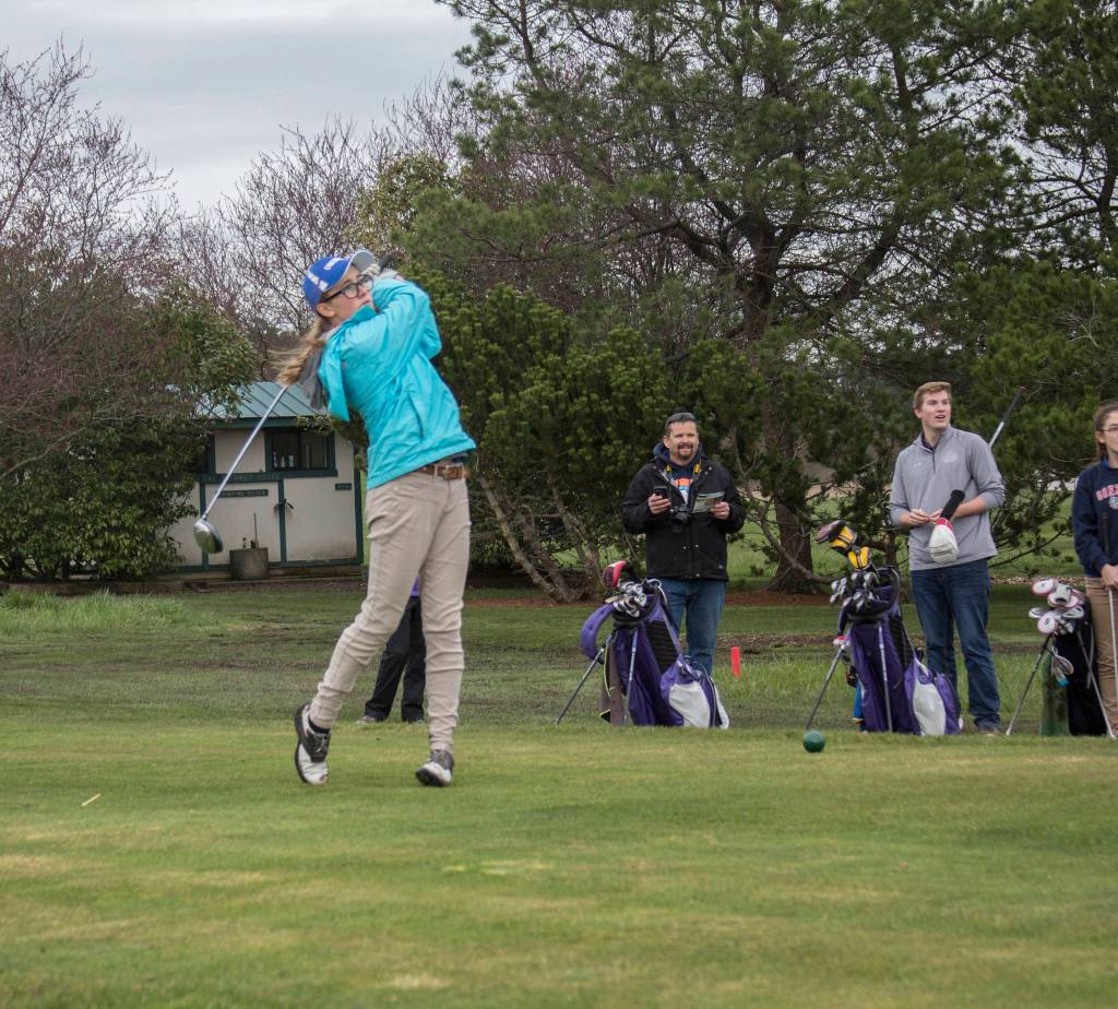 Wolverine golfers host Orcas