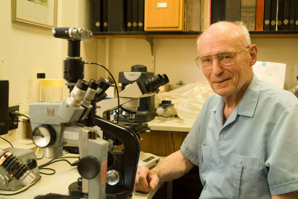 Contributed by Kathleen Ballard, Eugene at work in Friday Harbor.