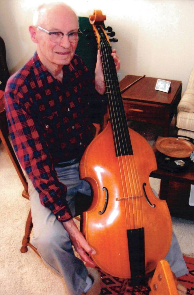 Contributed by Rae Kozloff. Kozloff playing his Viola Da Gamba.