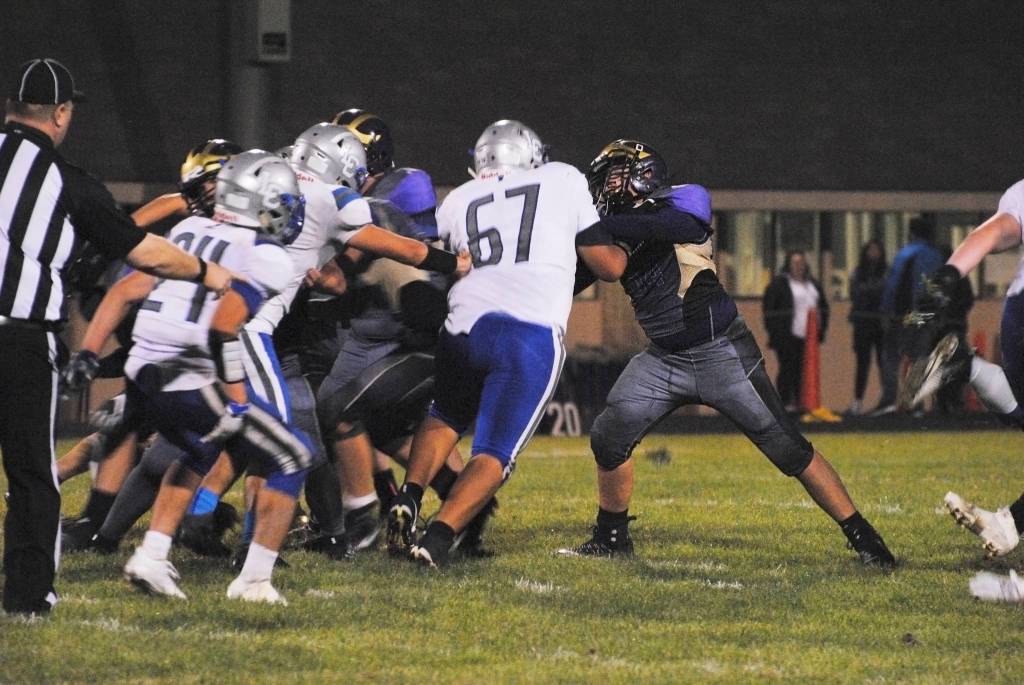 Wolverines Football team beats La Conner Braves