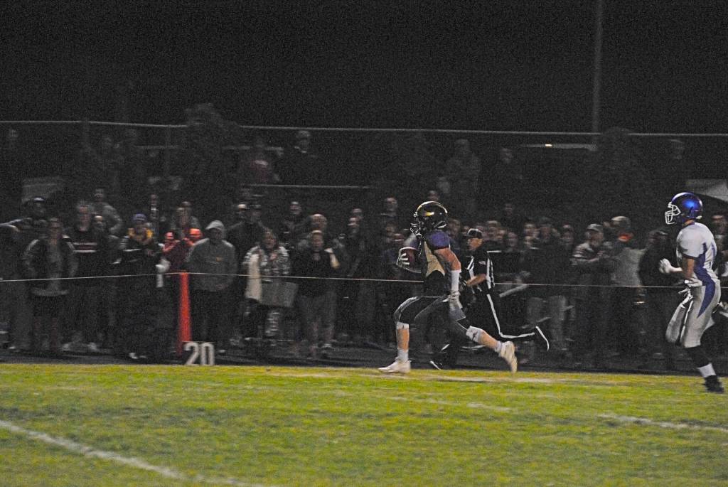 Wolverines face South Whidbey Falcons | Football