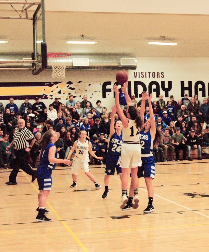 Contributed photo/John Stimpson                                Leah Black goes up for a jump shot and 2 points.