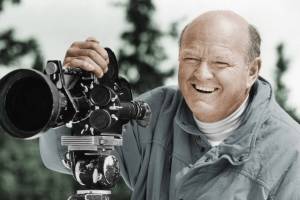 Legendary filmmaker and ski icon Warren Miller, 93, passes away at Orcas home