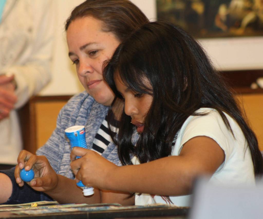 Staff photo/Hayley Day                                Participants at a bingo, sponsored by the Soroptimist International of Friday Harbor, for screen-free week.