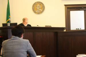 Grellet-Tinner seeks to file citizen charges against former county detective