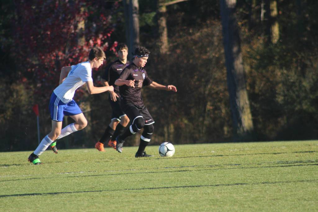 Friday Harbor boys soccer place second in league | Update