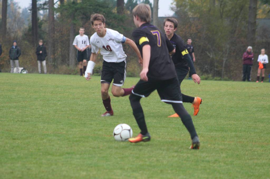 Staff photo/Heather Spaulding                                Vikings face Lopez Lobos.