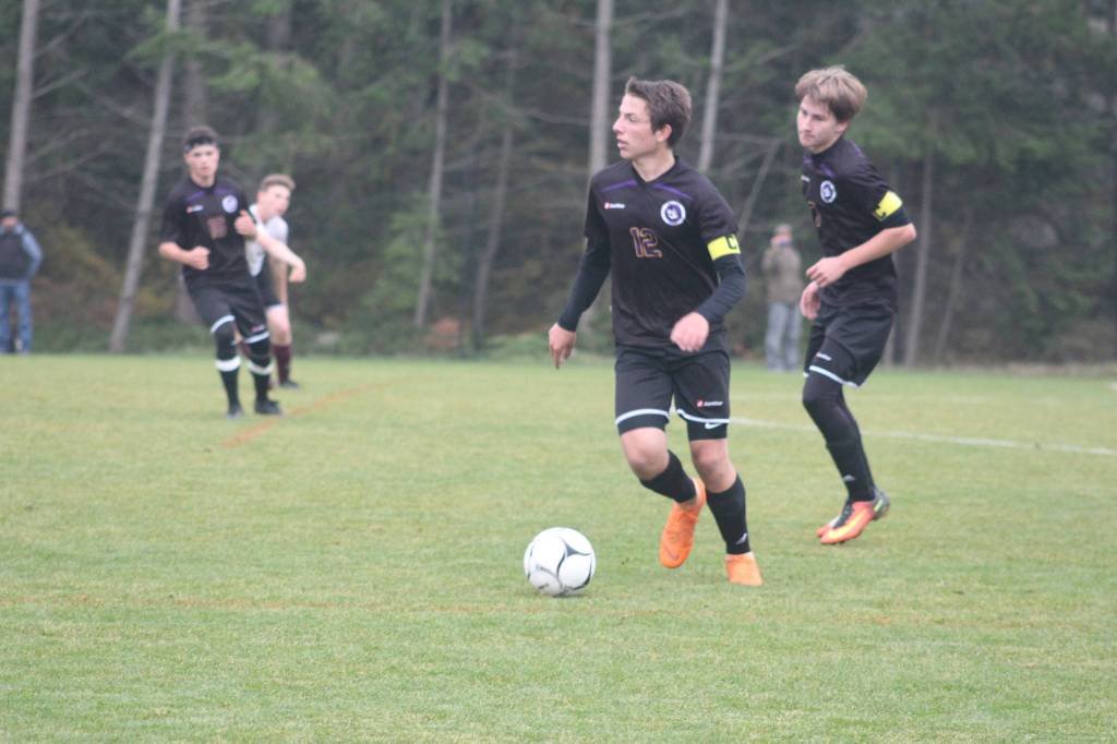 Staff photo/Heather Spaulding                                Vikings face Lopez Lobos.