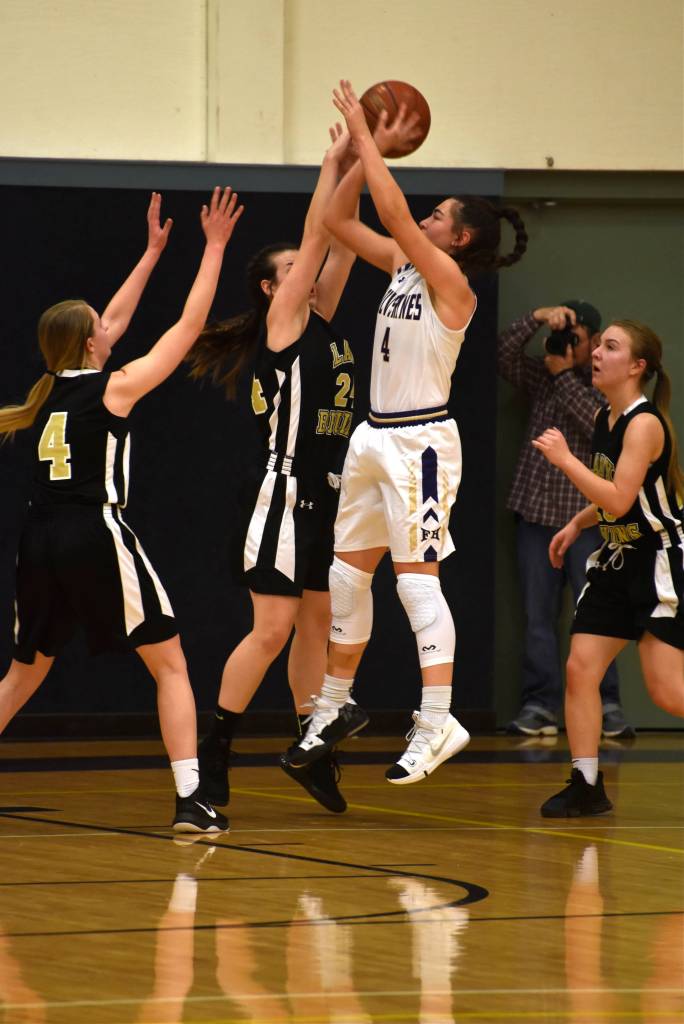 Friday Harbor boys, girls basketball host Tip Off tournament