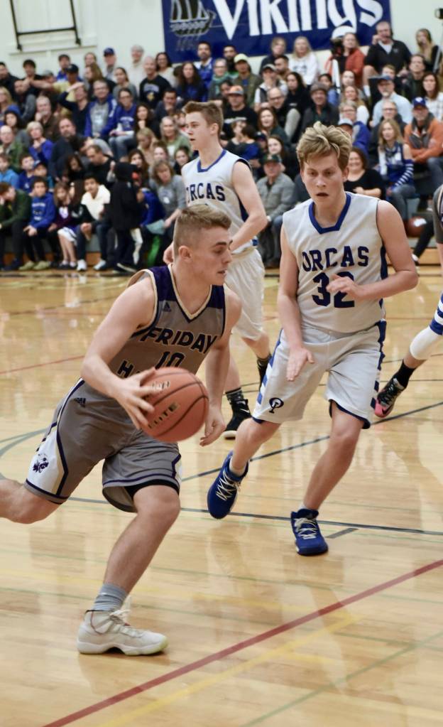 Jadan Jones works his way to the basket.