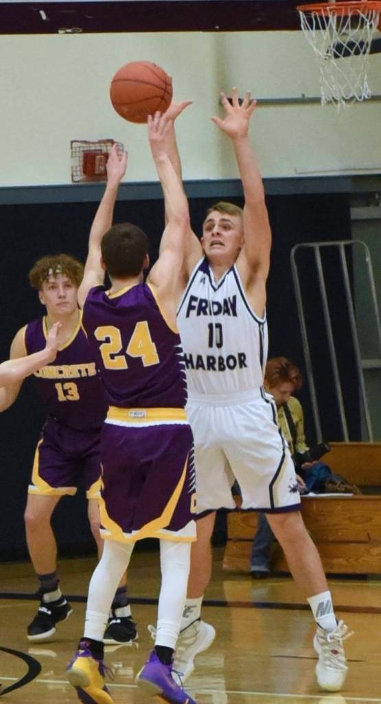 Jadan JJ Jones applies tight defensive pressure.