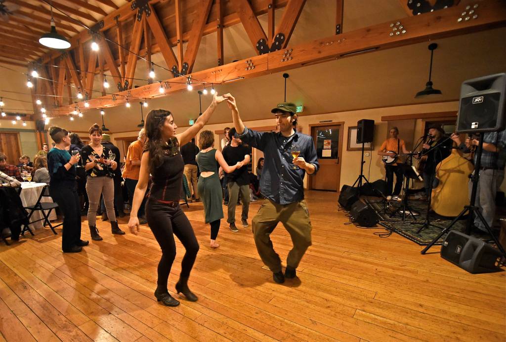 Staff photo/Tate Thomson                                Islanders danced to the sounds of River Rye at the 2019 Summit Hoedown.