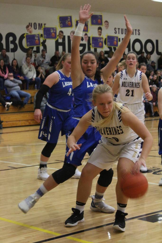 Wolverines lose to La Conner, but head to the postseason