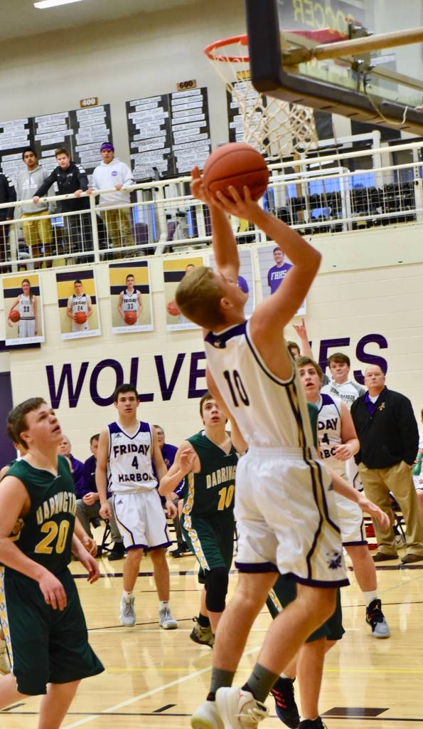 John Stimpson photo / Jaden JJ Jones lays up a shot for two points.