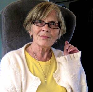 Joyce Ellen Anderson Holland | 1928 - 2019