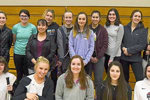 Tennis preps to take on larger schools