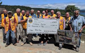 Lions promote litter awareness