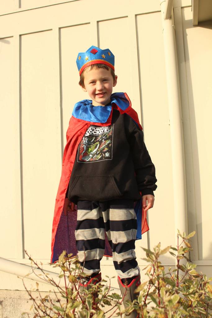 Children haunt the streets of Friday Harbor | Gallery